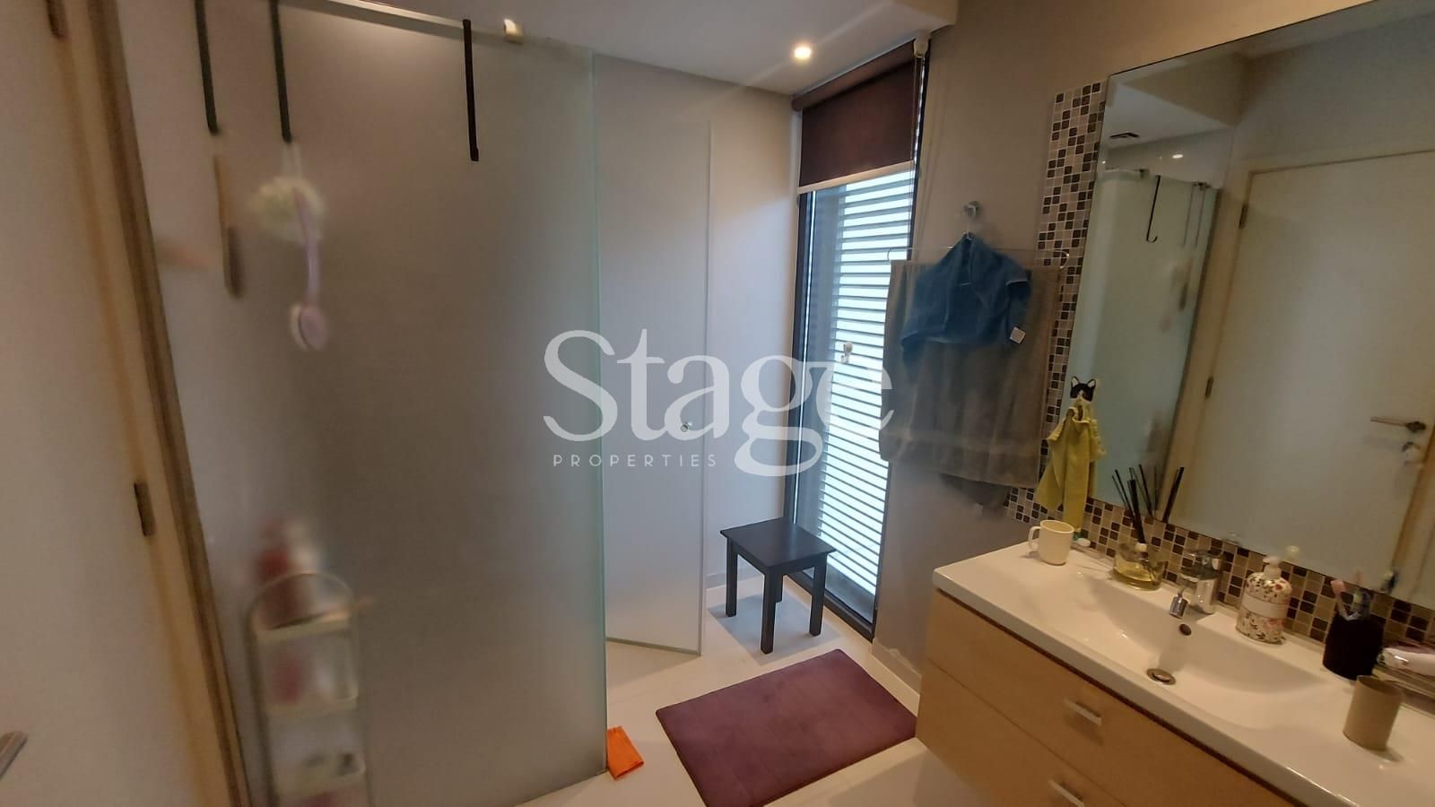 3 bedrooms Villas for Rent in DAMAC Hills, Dubai VI8864L