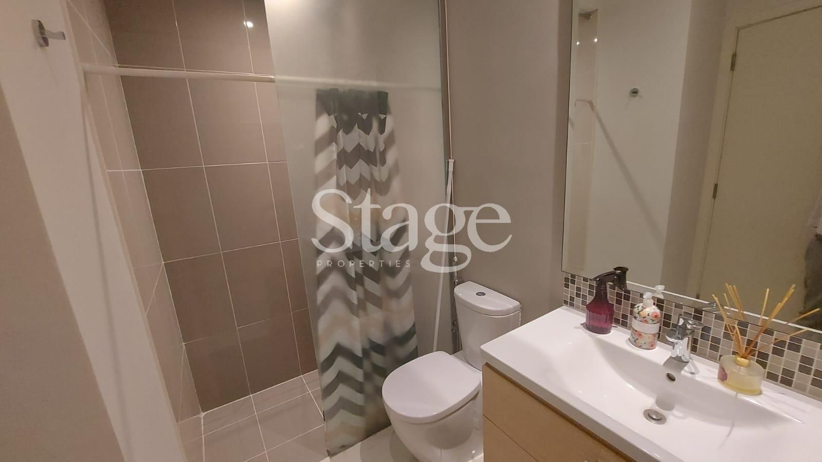 3 bedrooms Villas for Rent in DAMAC Hills, Dubai VI8864L