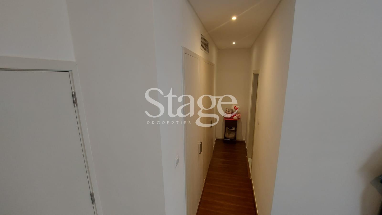 3 bedrooms Villas for Rent in DAMAC Hills, Dubai VI8864L