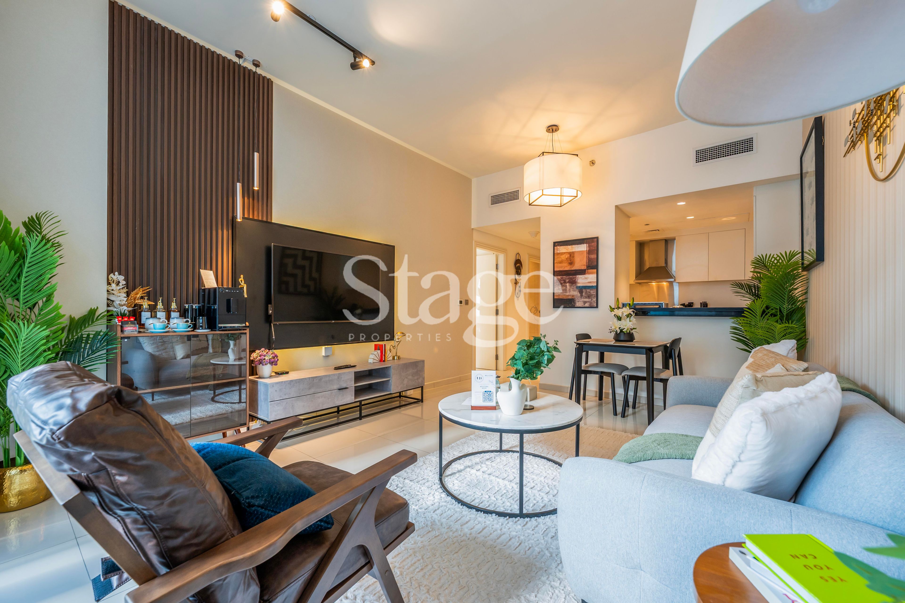 1 bedroom apartment for Rent in Business Bay, Dubai AP8865L