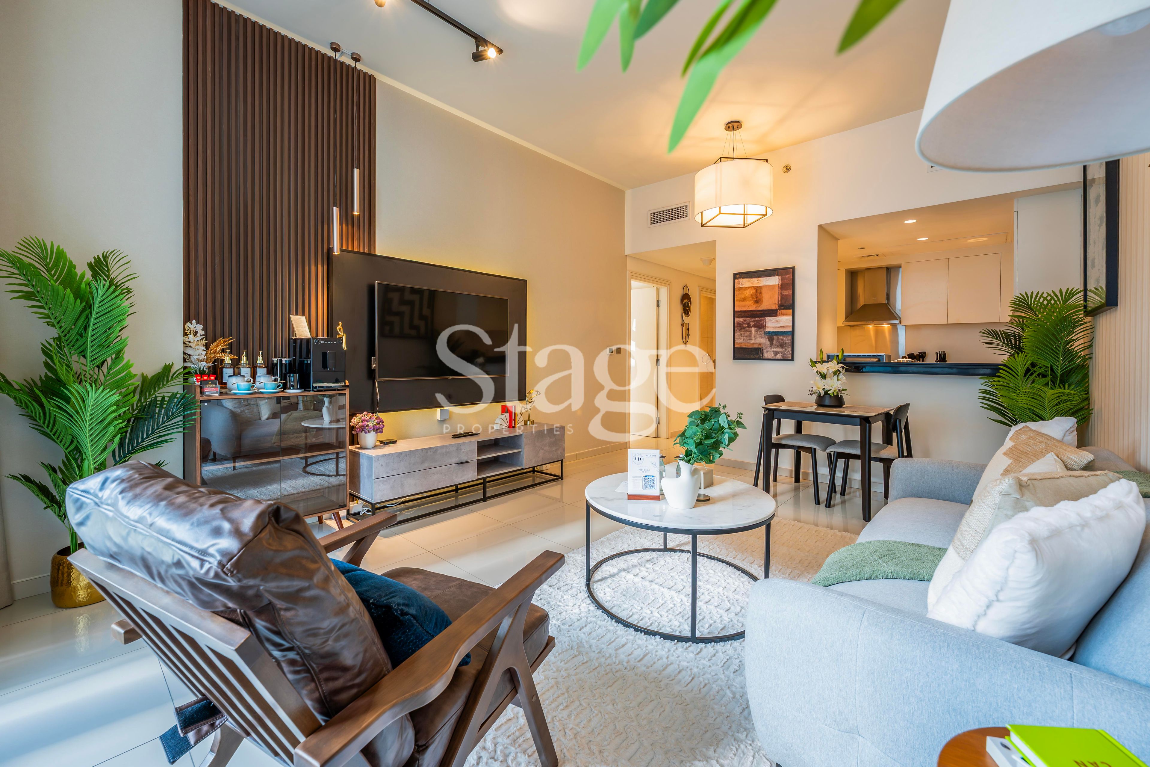 1 bedroom apartment for Rent in Business Bay, Dubai AP8865L