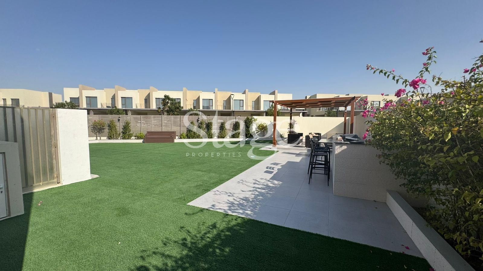 4 bedrooms Townhouse for Rent in Dubai South (Dubai World Central), Dubai TH8259L