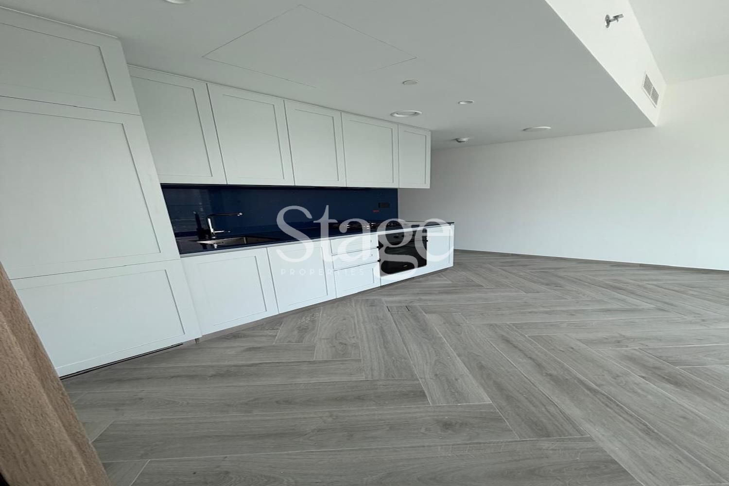 1 bedroom apartment for Rent in Business Bay, Dubai AP9280L