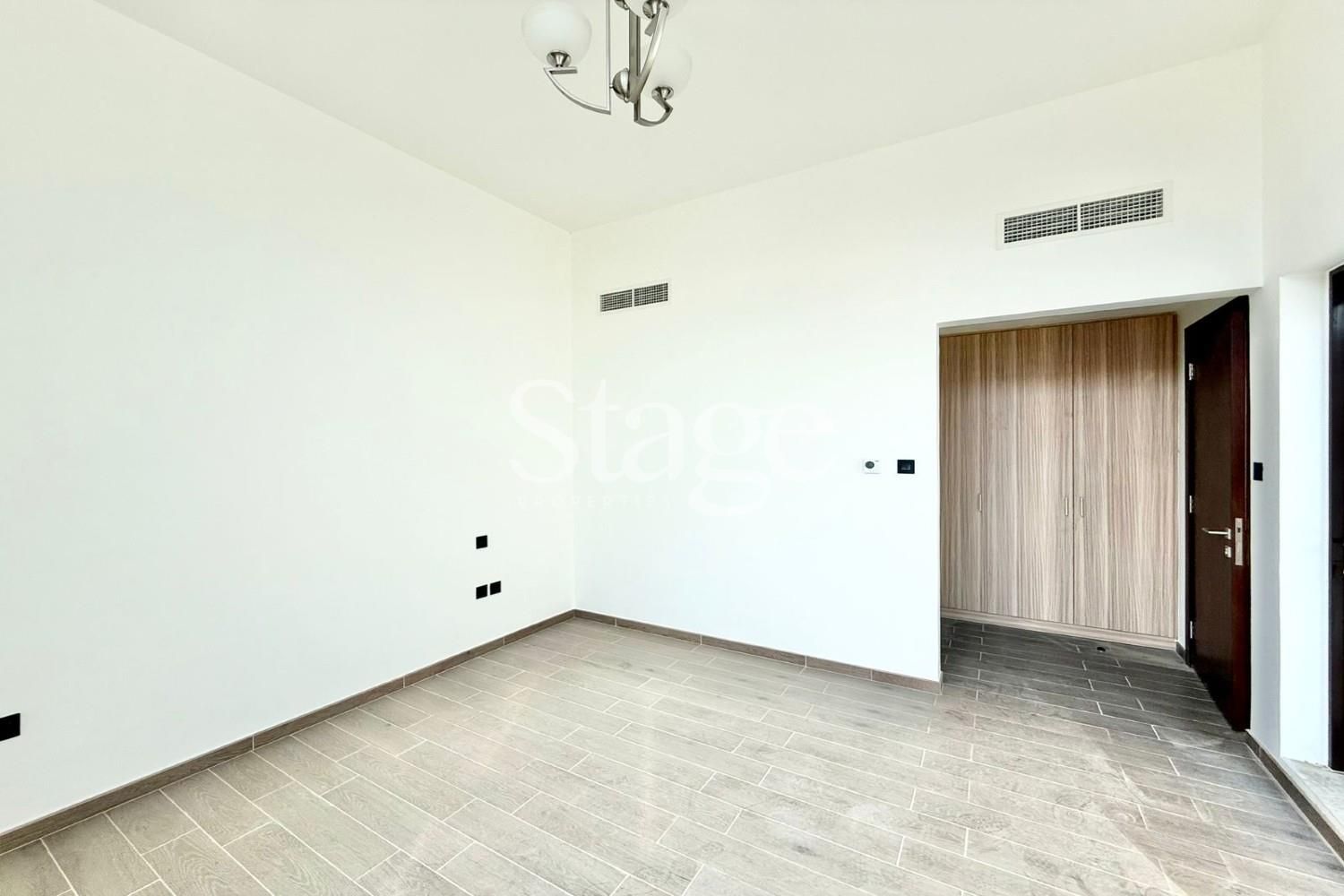 4 bedrooms Townhouse for Rent in Mohammed Bin Rashid City, Dubai TH9937L
