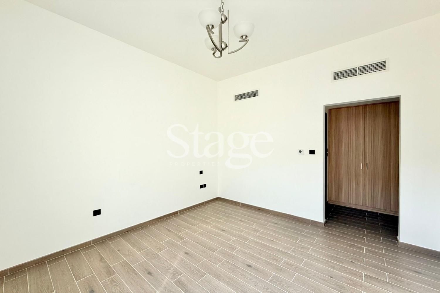 4 bedrooms Townhouse for Rent in Mohammed Bin Rashid City, Dubai TH9937L