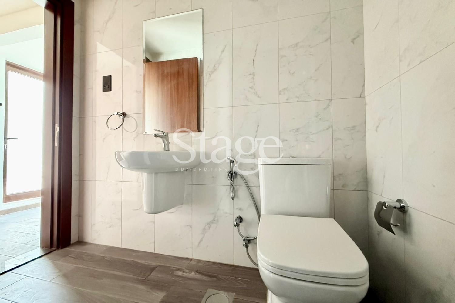4 bedrooms Townhouse for Rent in Mohammed Bin Rashid City, Dubai TH9937L