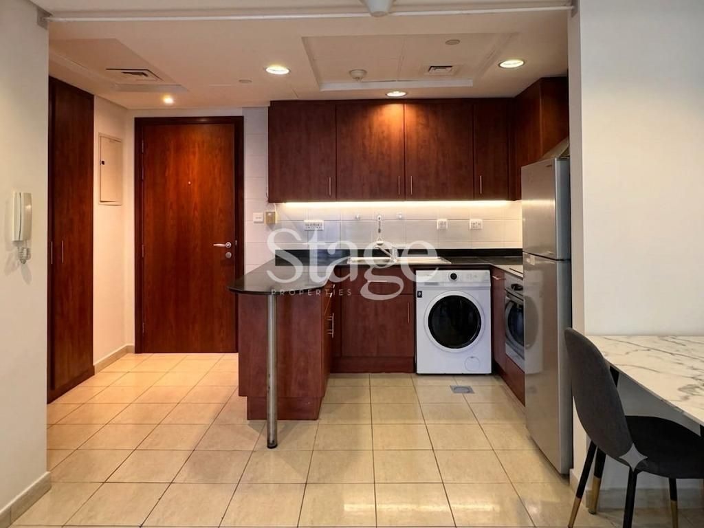 1 bedroom apartment for Rent in Jumeirah Lake Towers, Dubai AP9951L