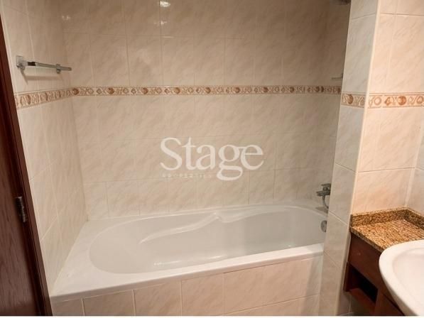 1 bedroom apartment for Rent in Jumeirah Lake Towers, Dubai AP9951L