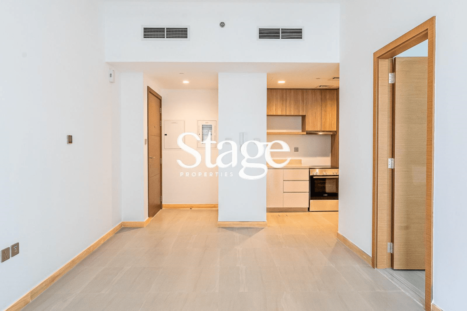 1 bedroom apartment for Rent in Business Bay, Dubai AP7361L