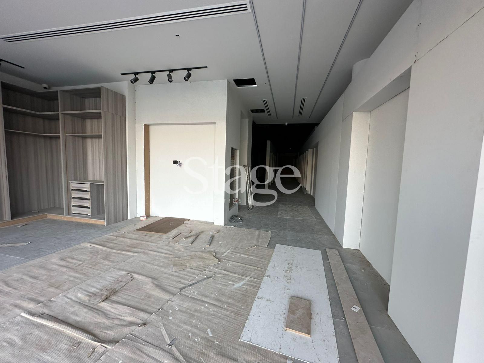 Shop for Rent in Sheikh Zayed Road, Dubai SH8127L