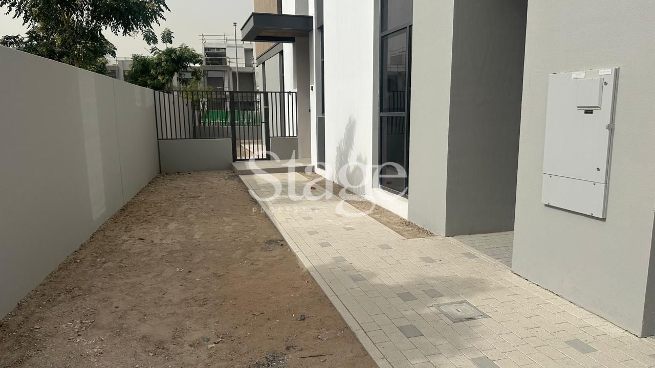 4 bedrooms Townhouse for Rent in Mudon, Dubai TH8668L