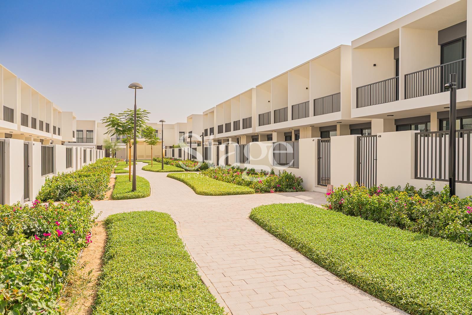 3 bedrooms Townhouse for Rent in Town Square, Dubai TH8374L