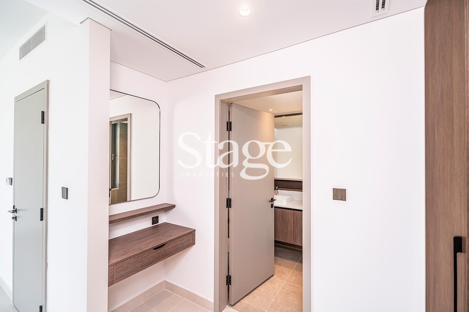 4 bedrooms common for Rent in Tilal Al Ghaf, Dubai VI8589L