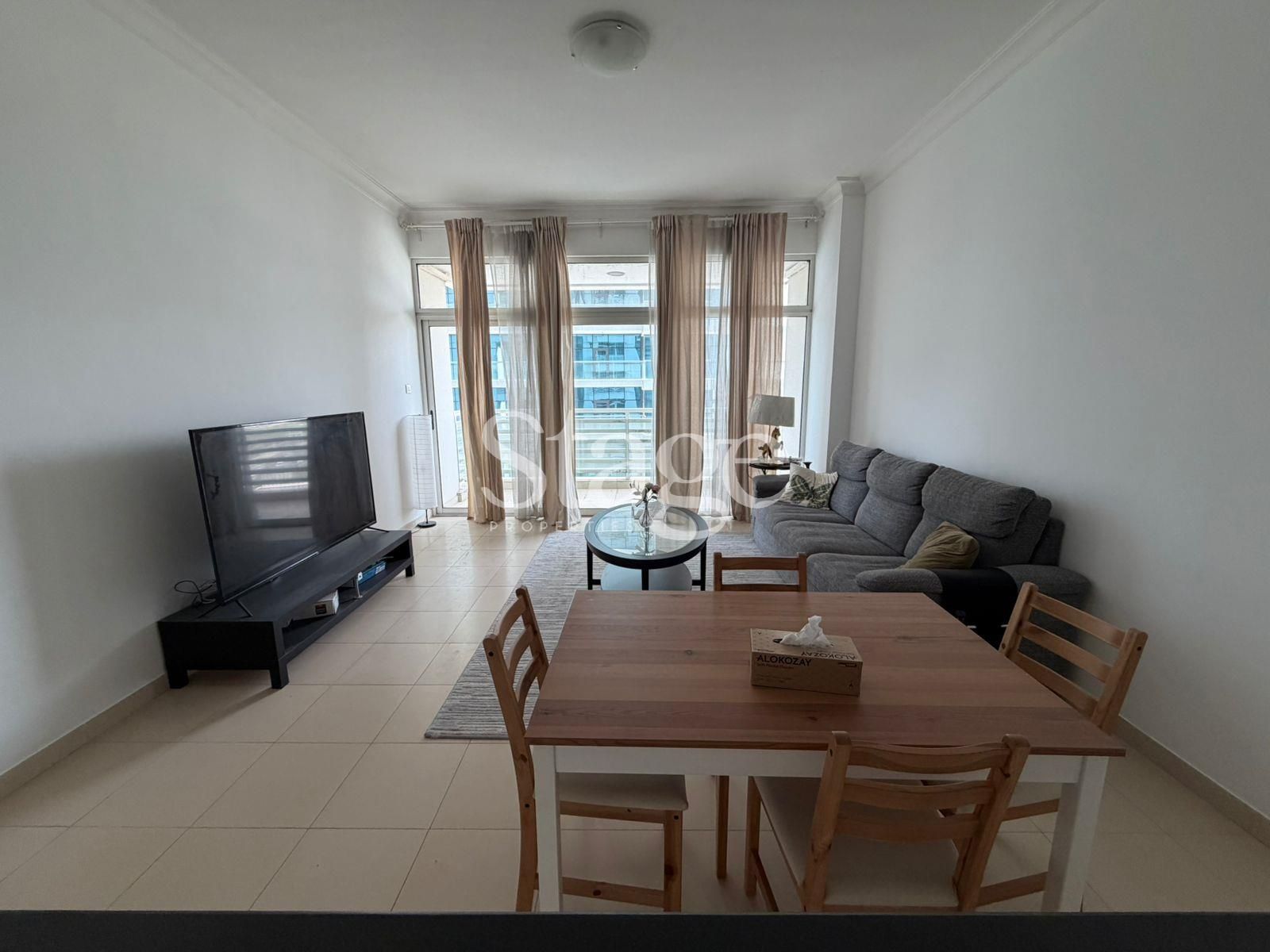 1 bedroom apartment for Rent in Business Bay, Dubai AP9400L