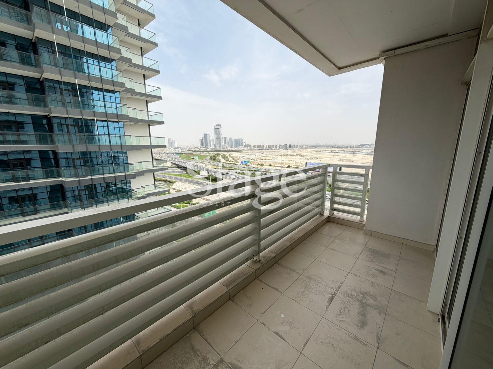 1 bedroom apartment for Rent in Business Bay, Dubai AP9400L