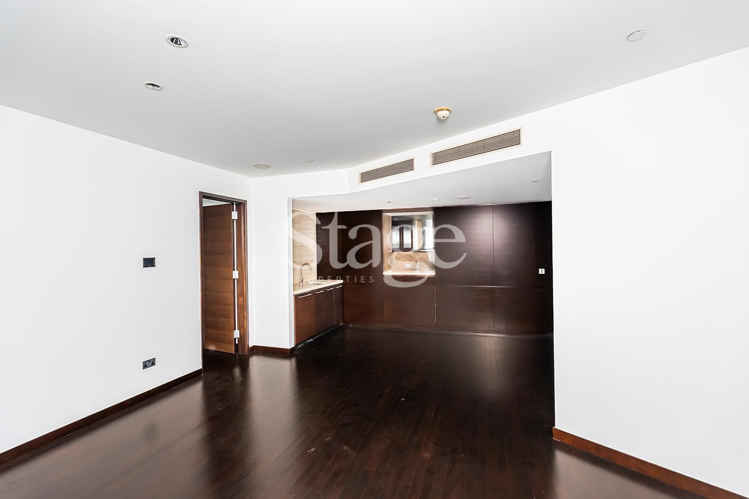 شقة من غرفتي نوم للبيع في داون تاون دبي، Dubai AP8159S