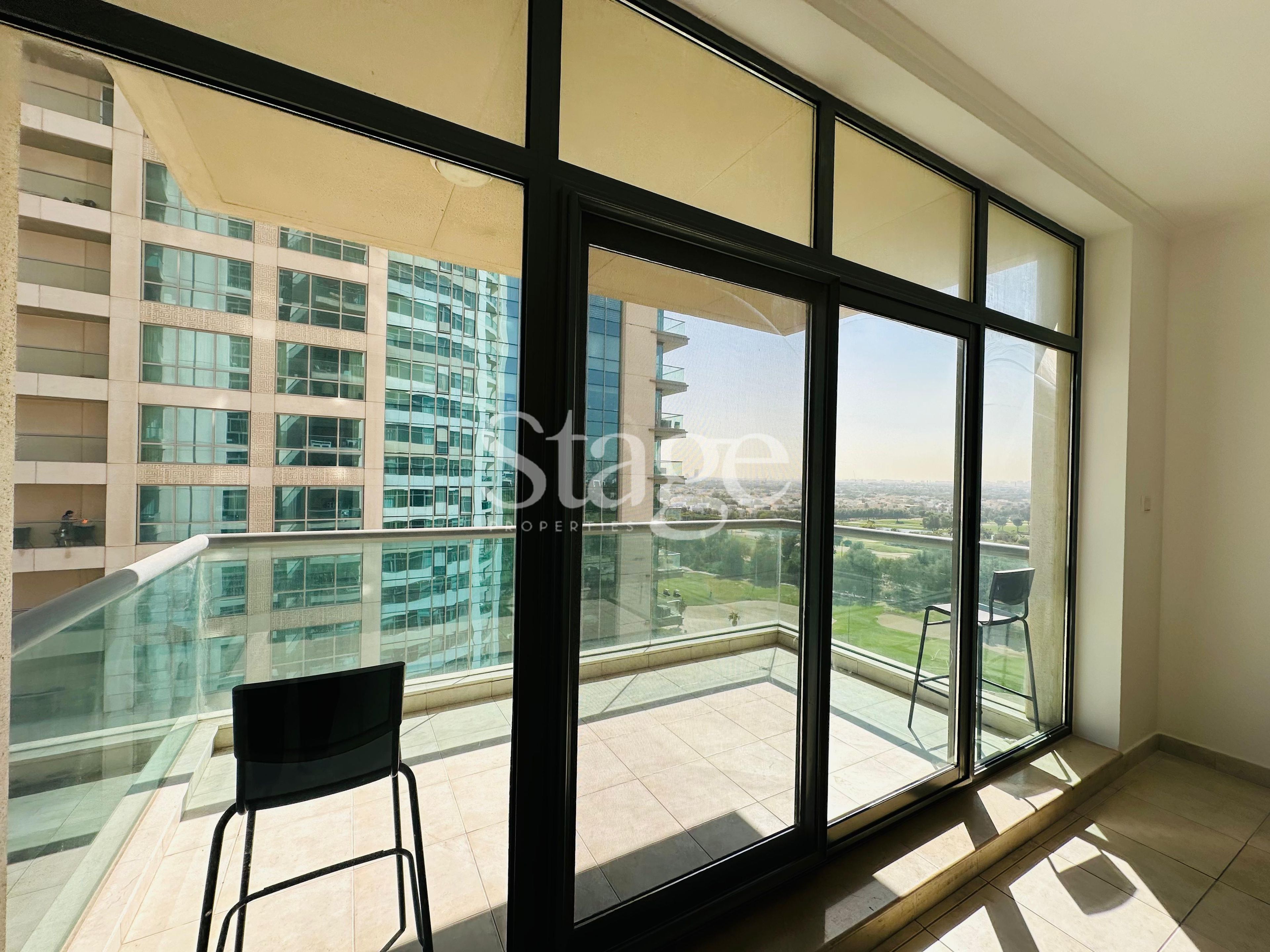2 bedrooms apartment for Rent in The Views, Dubai AP7585L