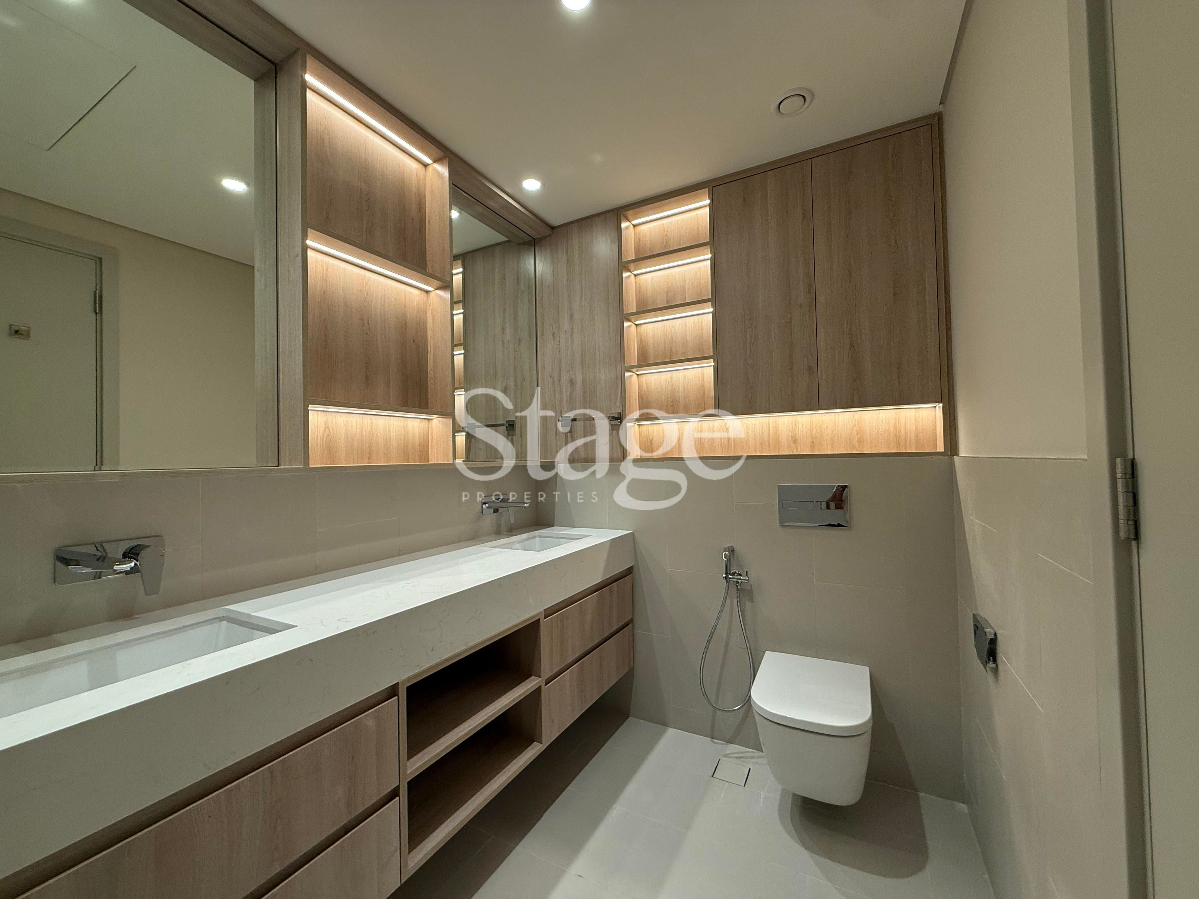 2 bedrooms apartment for Rent in Dubai Hills Estate, Dubai AP8939L