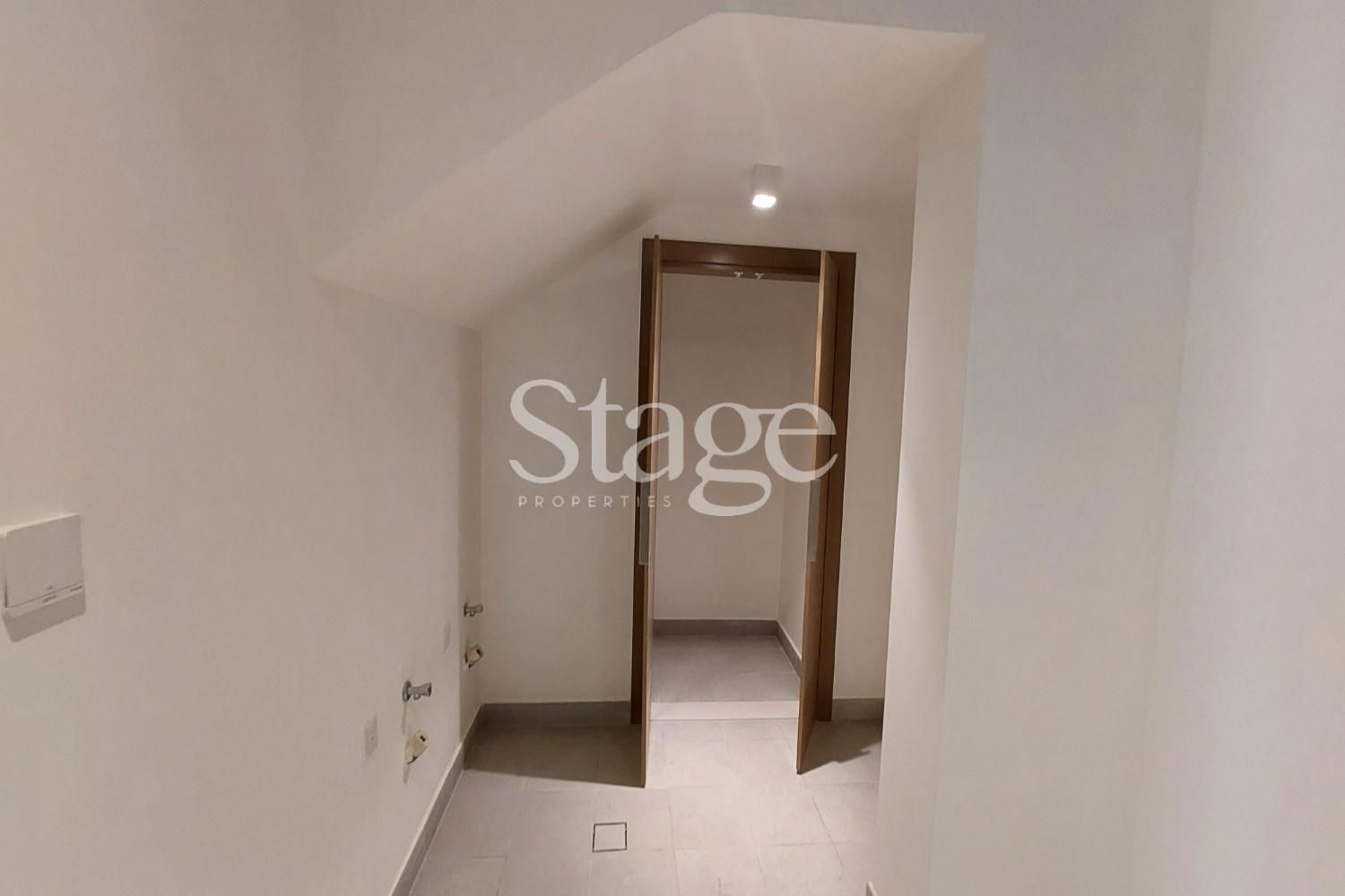 5 bedrooms Villas for Sale in Al Furjan, Dubai VI9079S