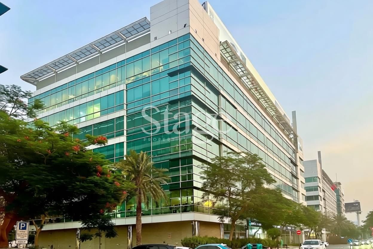 Plug & Play Office | Luxury Fitout | Prime Location