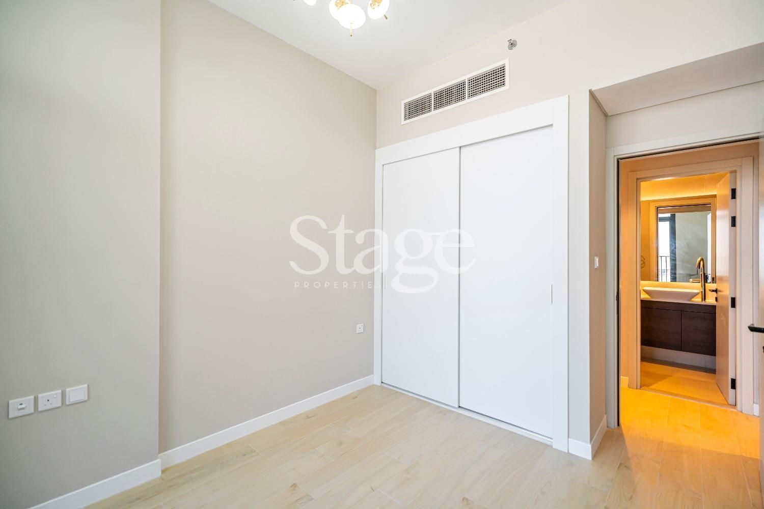 2 bedrooms apartment for Rent in Rukan, Dubai AP7753L