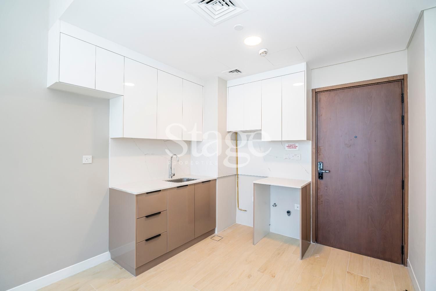 2 bedrooms apartment for Rent in Rukan, Dubai AP7753L