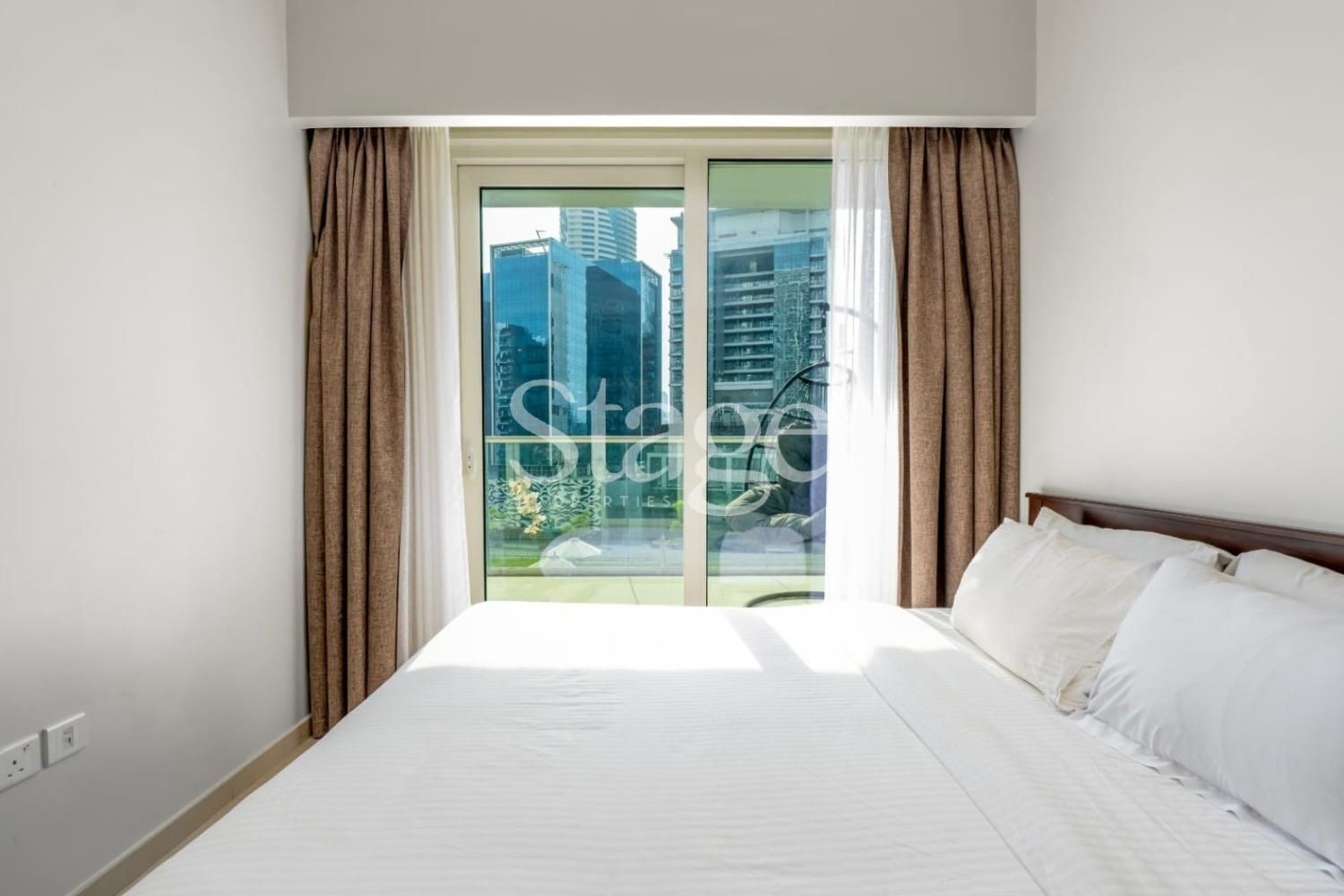 2 bedrooms apartment for Sale in Business Bay, Dubai AP8797S