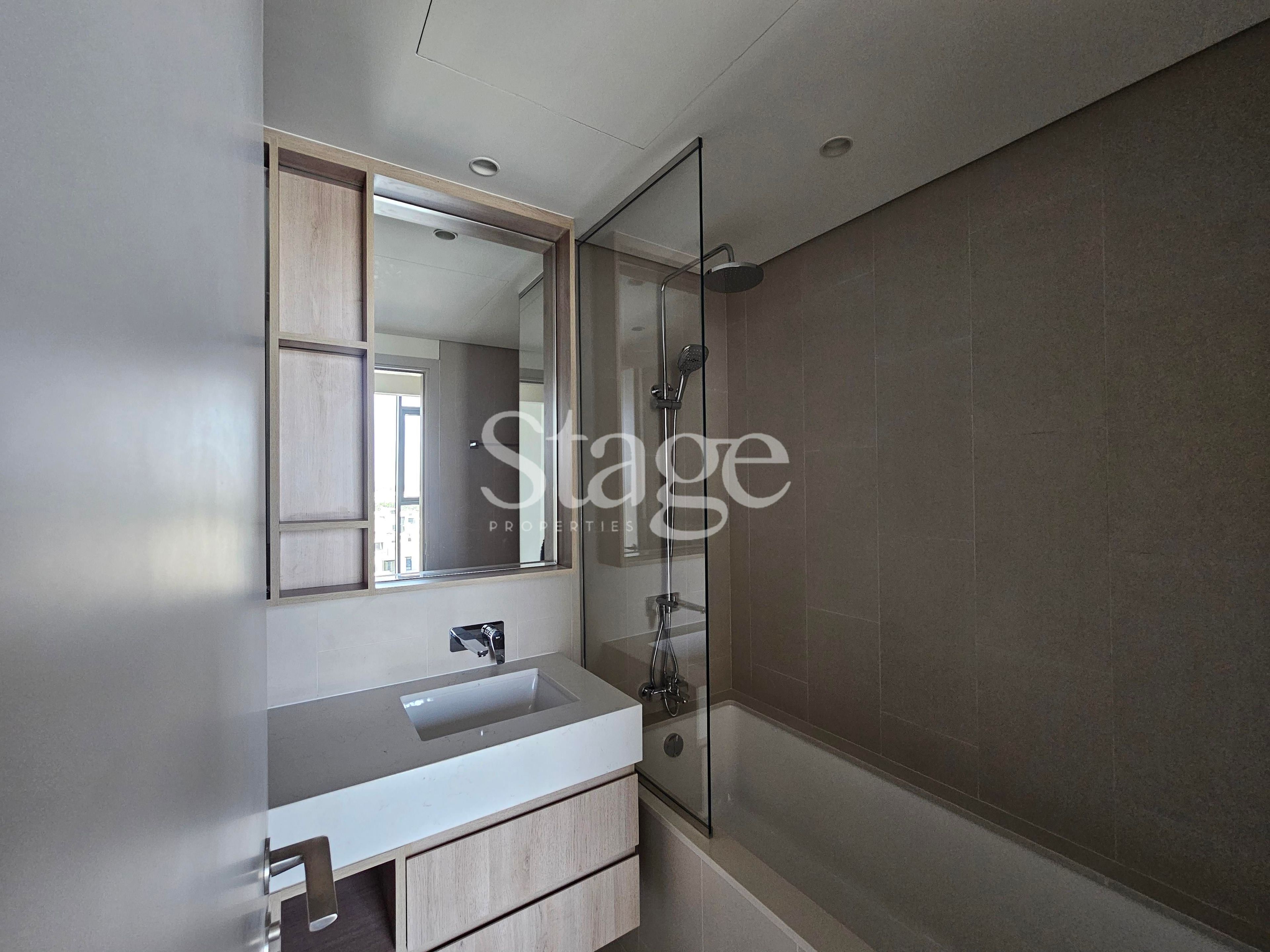 2 bedrooms apartment for Rent in Dubai Hills Estate, Dubai AP9220L