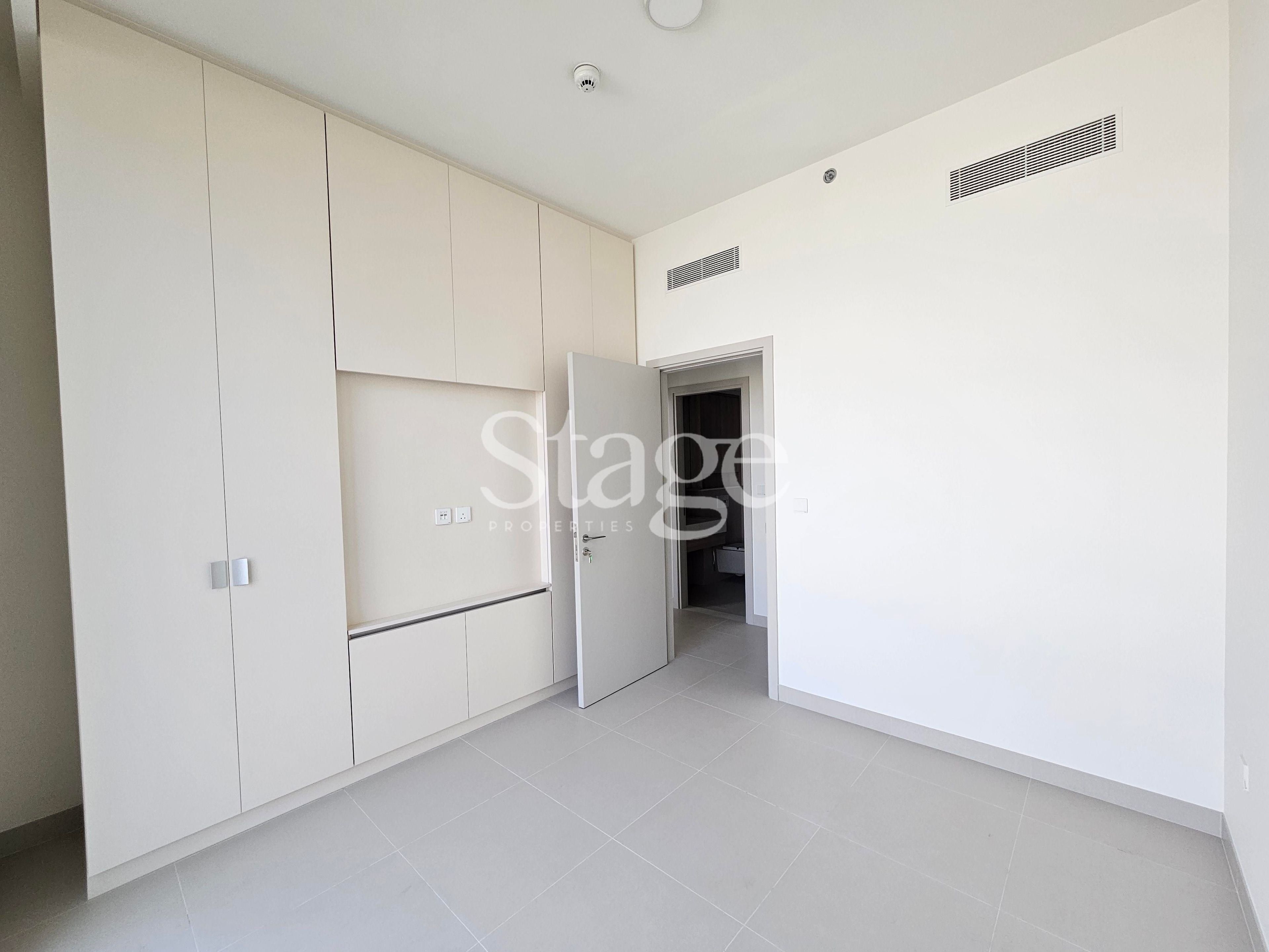 2 bedrooms apartment for Rent in Dubai Hills Estate, Dubai AP9220L
