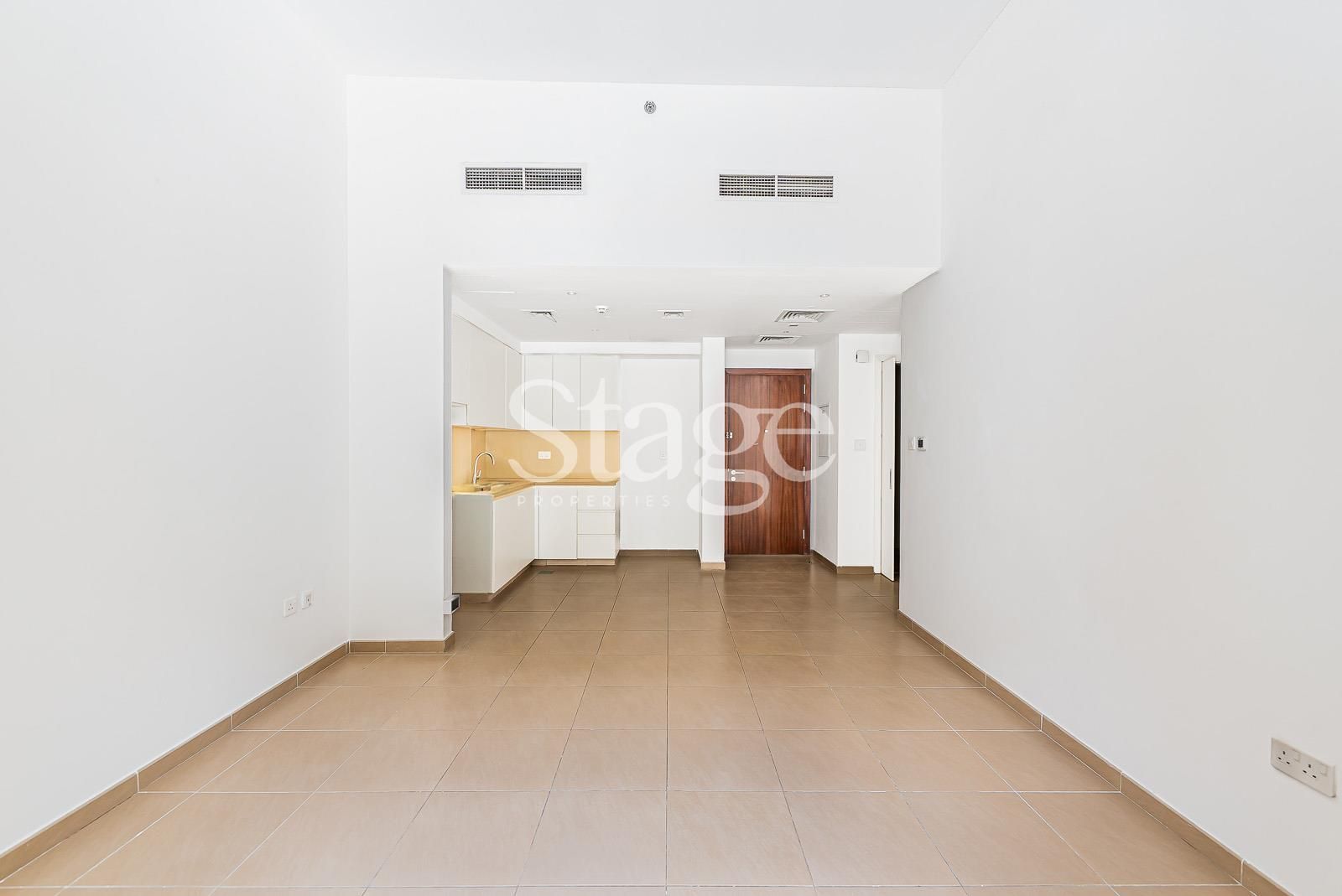 1 bedroom apartment for Sale in Town Square, Dubai AP8260S