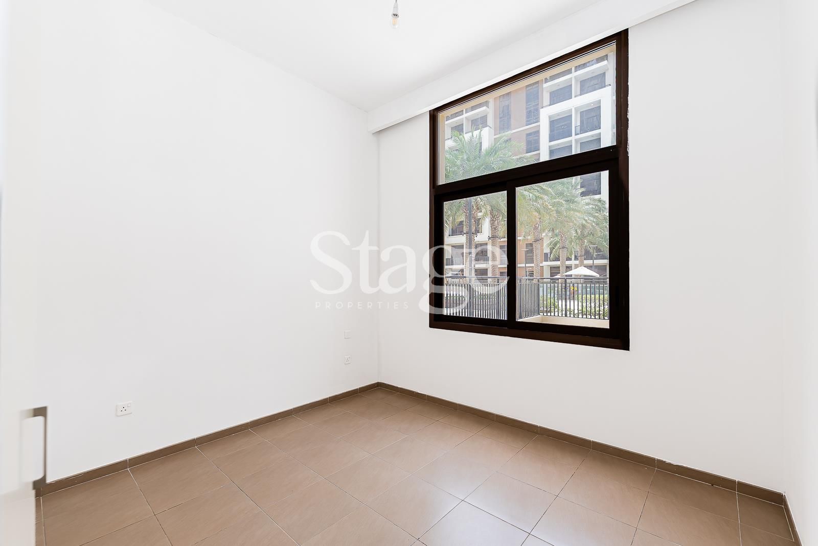 1 bedroom apartment for Sale in Town Square, Dubai AP8260S