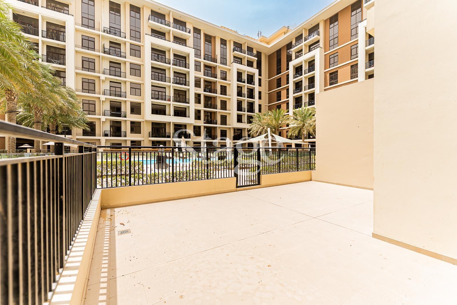 1 bedroom apartment for Sale in Town Square, Dubai AP8260S