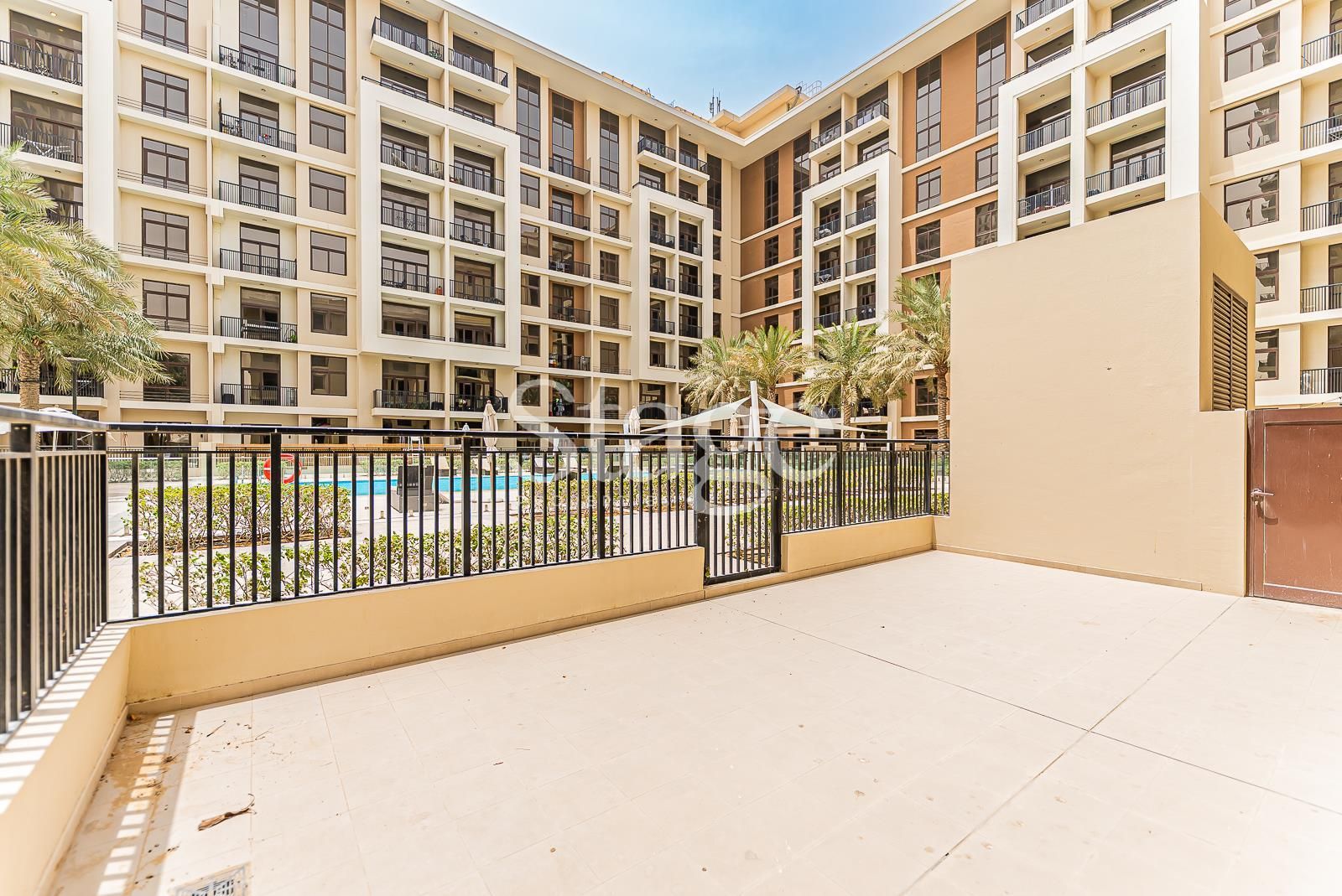 1 bedroom apartment for Sale in Town Square, Dubai AP8260S