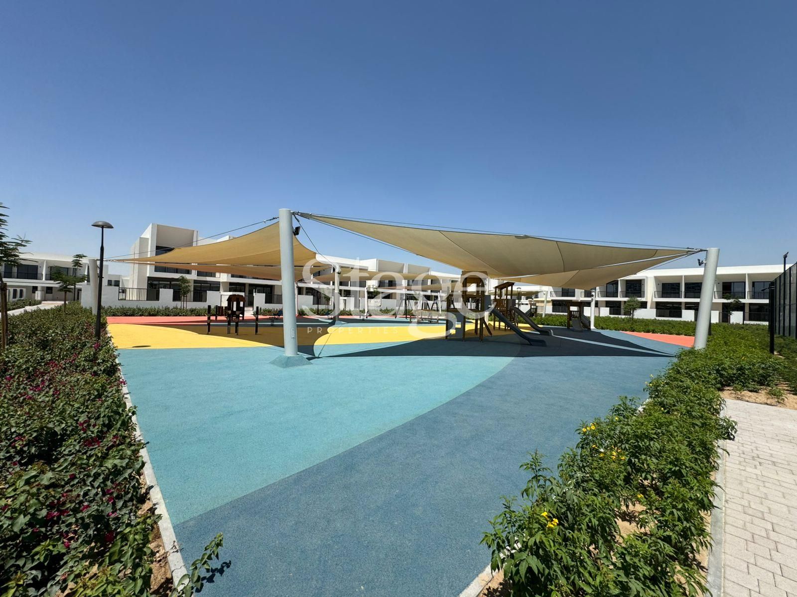 3 bedrooms Townhouse for Rent in Town Square, Dubai TH8331L