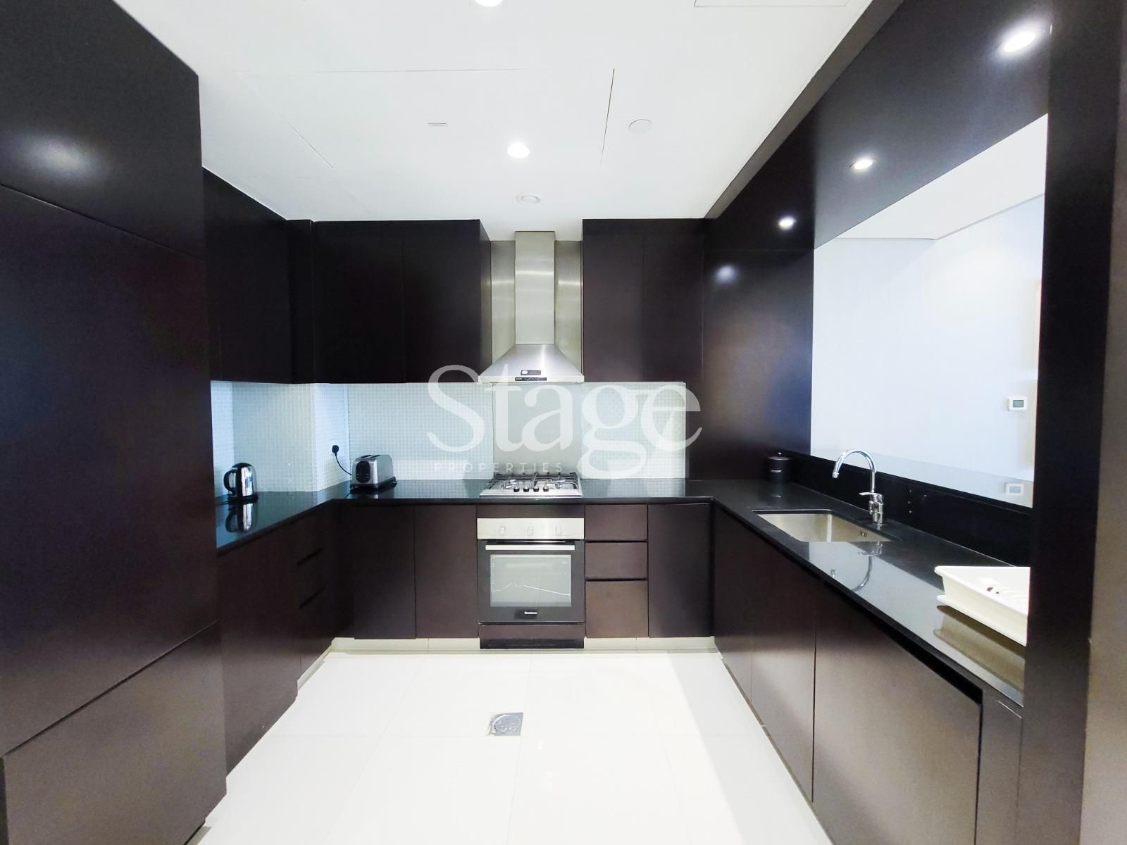 2 bedrooms apartment for Rent in Downtown Dubai, Dubai AP8519L