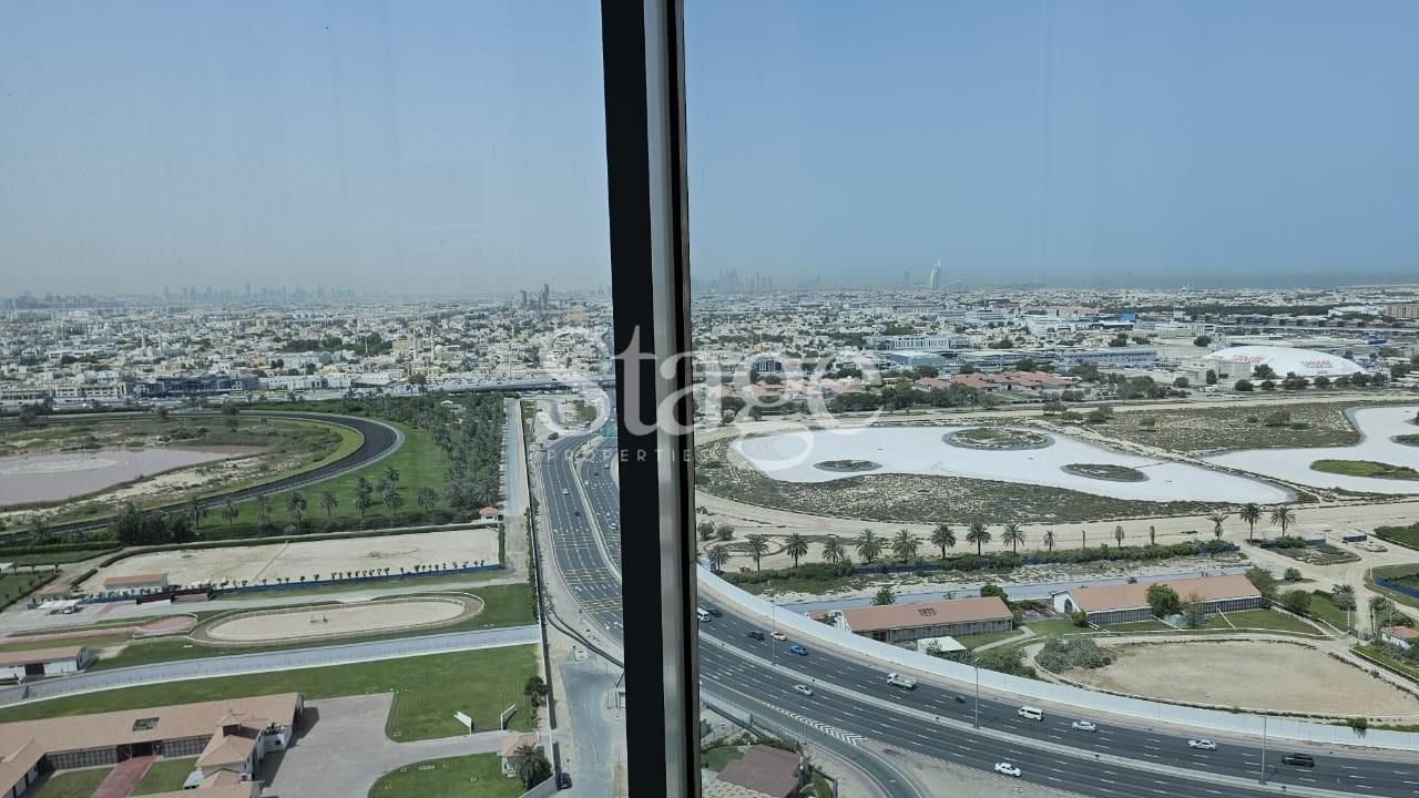 common for Rent in Business Bay, Dubai CB9816L