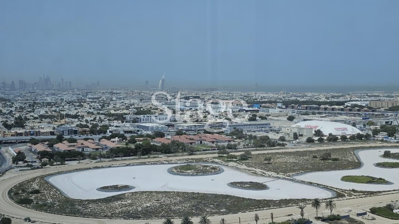 common for Rent in Business Bay, Dubai CB9816L
