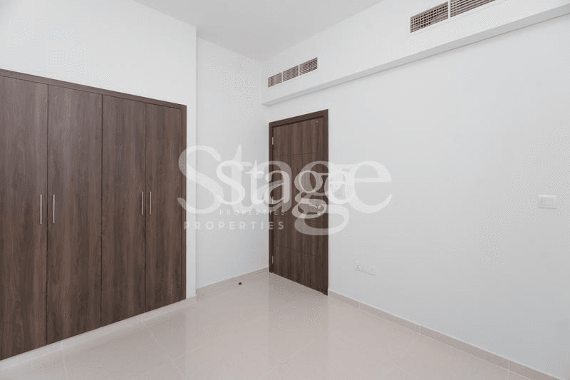 4 bedrooms Townhouse for Sale in Damac Hills 2, Dubai TH8427S