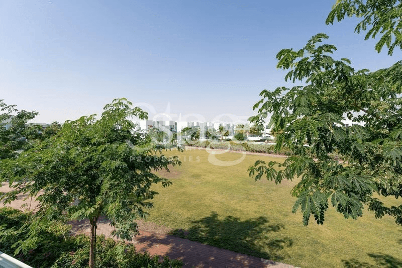 4 bedrooms Townhouse for Sale in Damac Hills 2, Dubai TH8427S