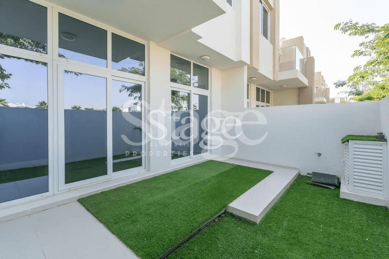 4 bedrooms Townhouse for Sale in Damac Hills 2, Dubai TH8427S