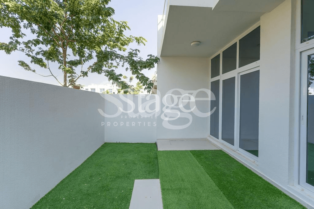4 bedrooms Townhouse for Sale in Damac Hills 2, Dubai TH8427S