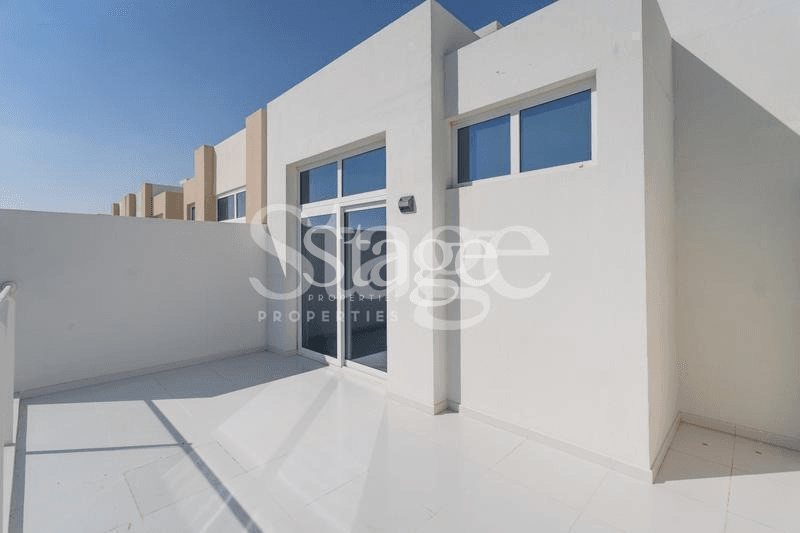 4 bedrooms Townhouse for Sale in Damac Hills 2, Dubai TH8427S