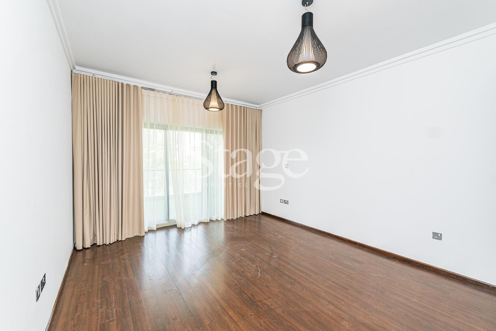 4 bedrooms Villas for Rent in Business Bay, Dubai VI8174L