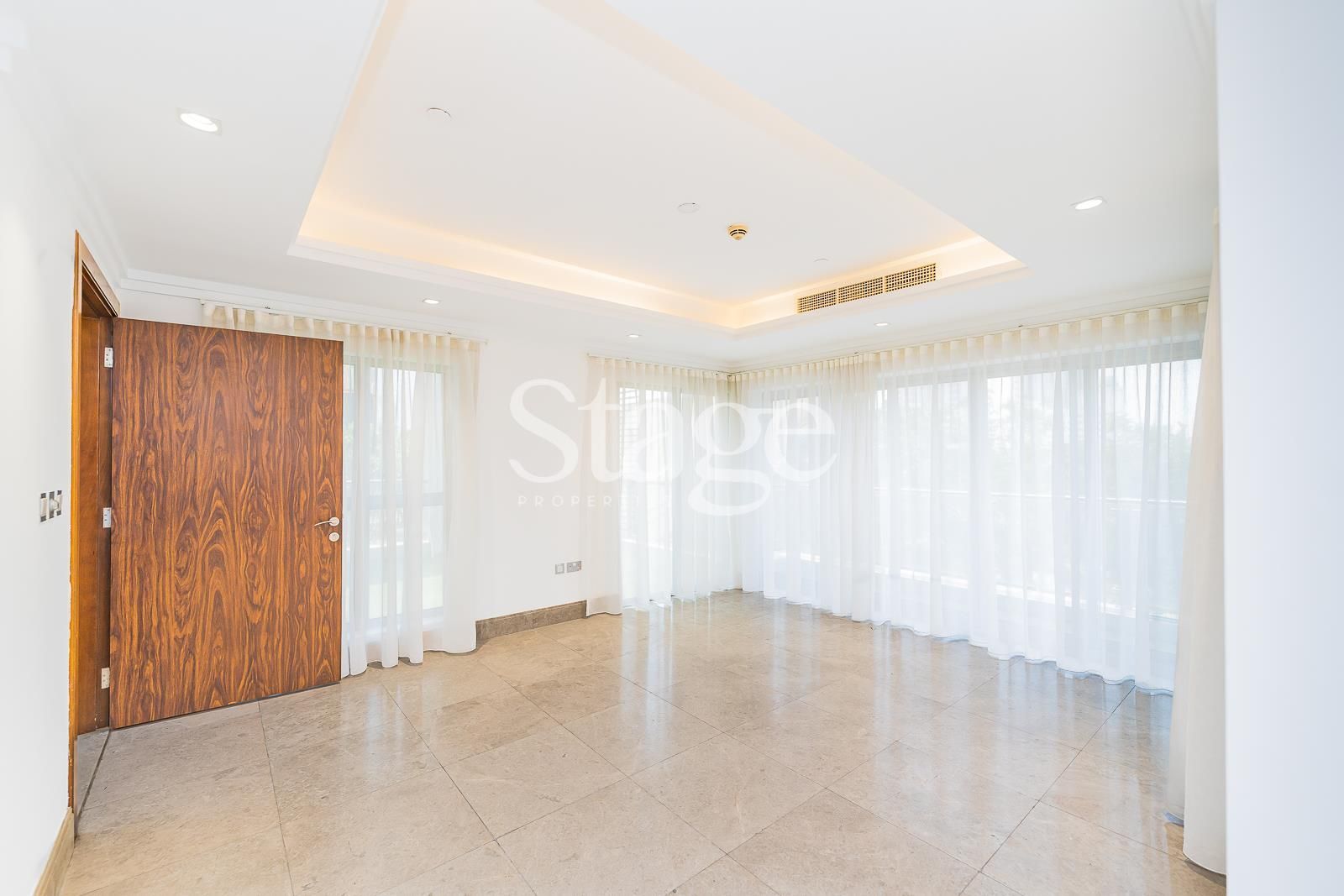 4 bedrooms Villas for Rent in Business Bay, Dubai VI8174L