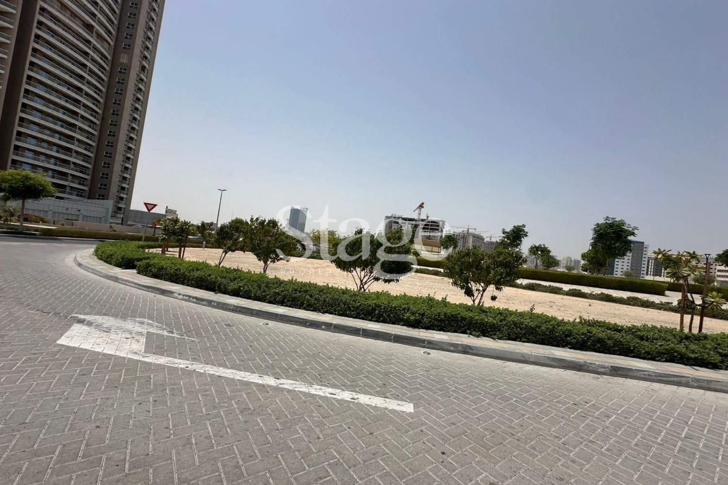 Retail for Sale in Arjan, Dubai RE8197S