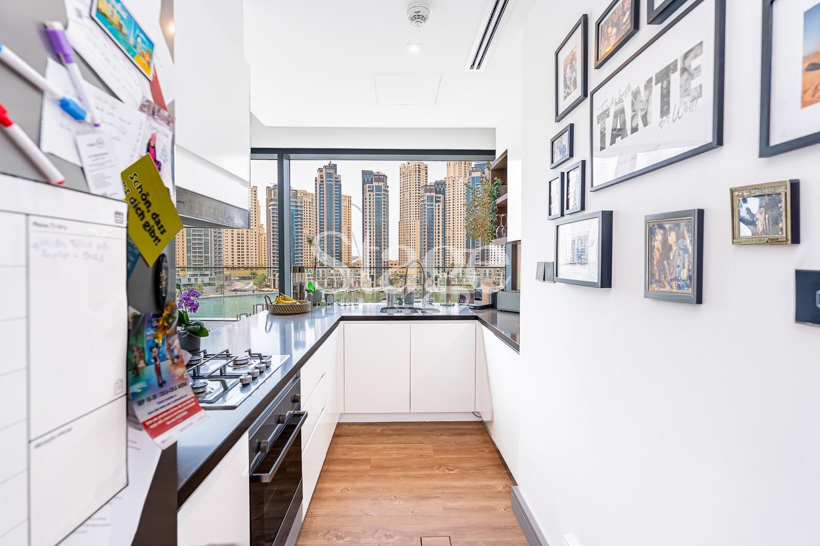 2 bedrooms apartment for Sale in Dubai Marina, Dubai AP8372S