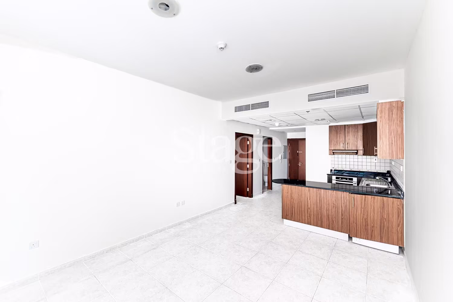 Prime Location | Spacious | Bright and Cozy