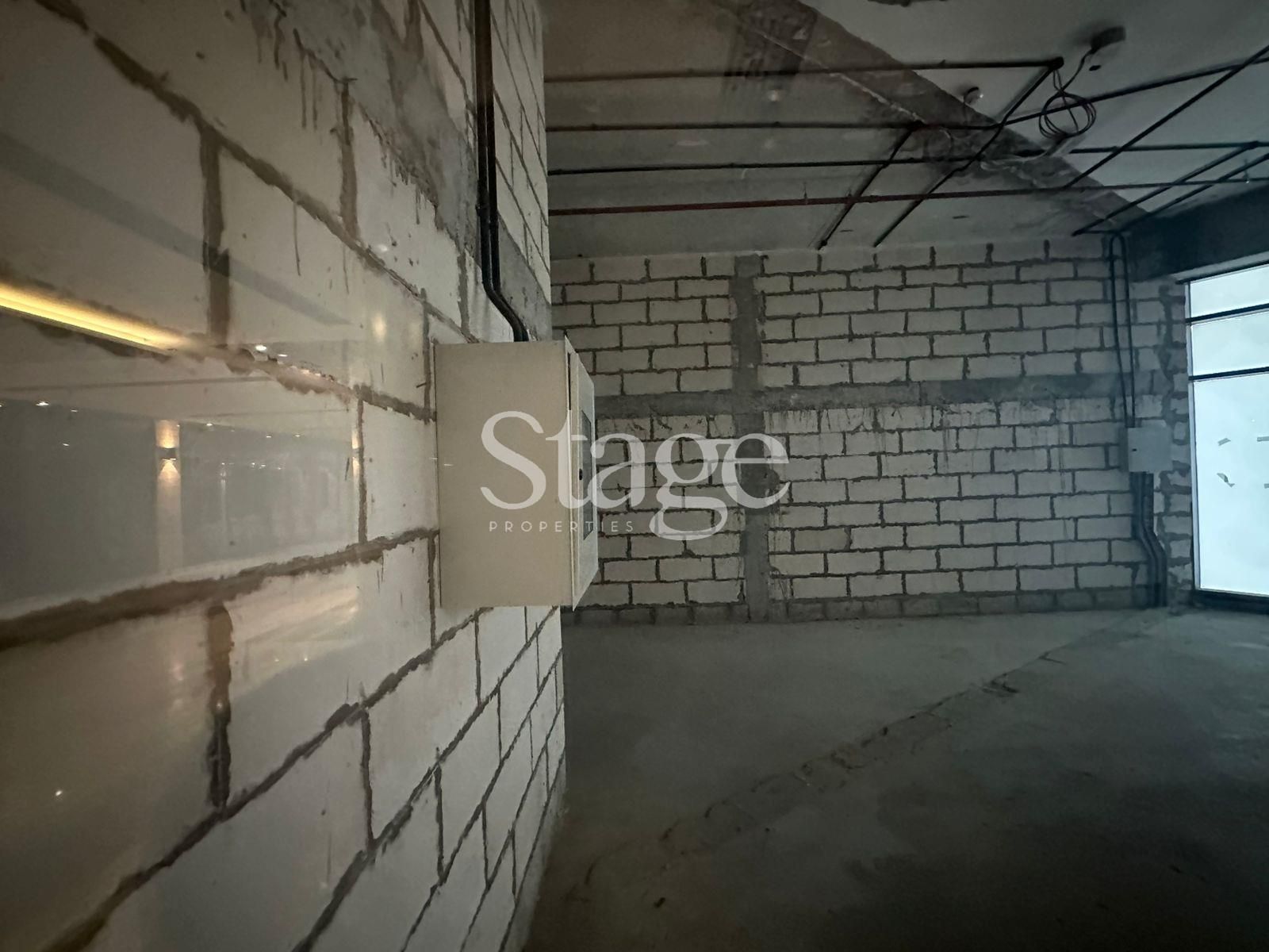 Shop for Sale in Jumeirah Lake Towers, Dubai SH8378S