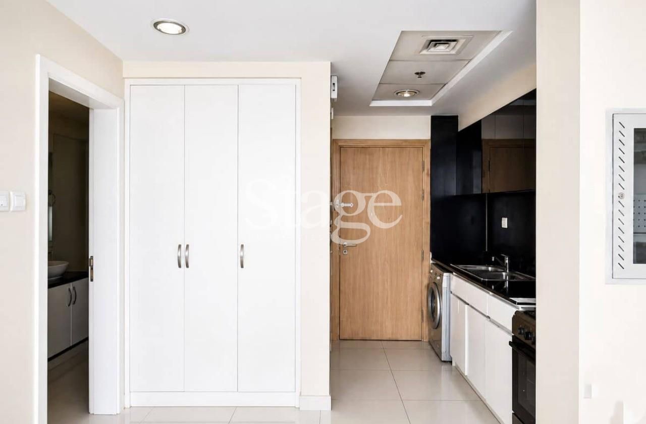 Studio for Rent in Business Bay, Dubai AP9673L