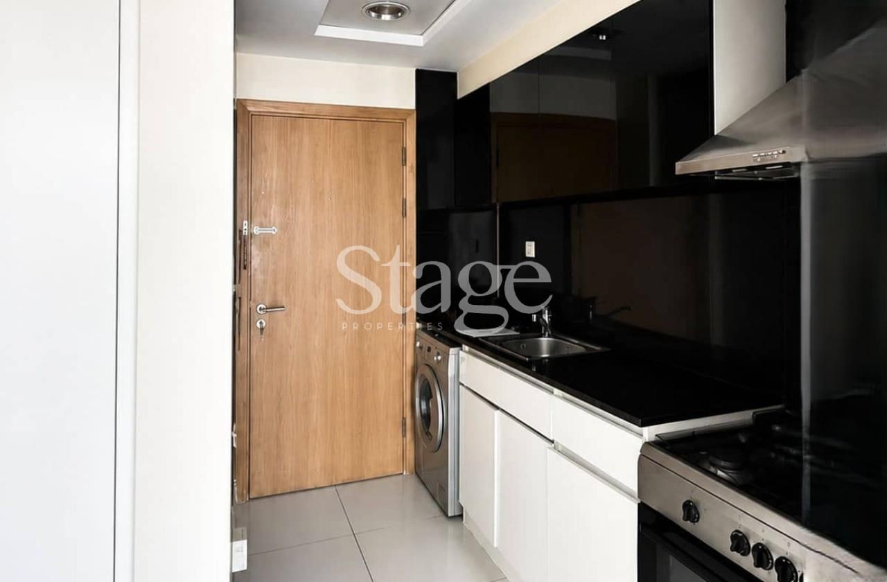 Studio for Rent in Business Bay, Dubai AP9673L